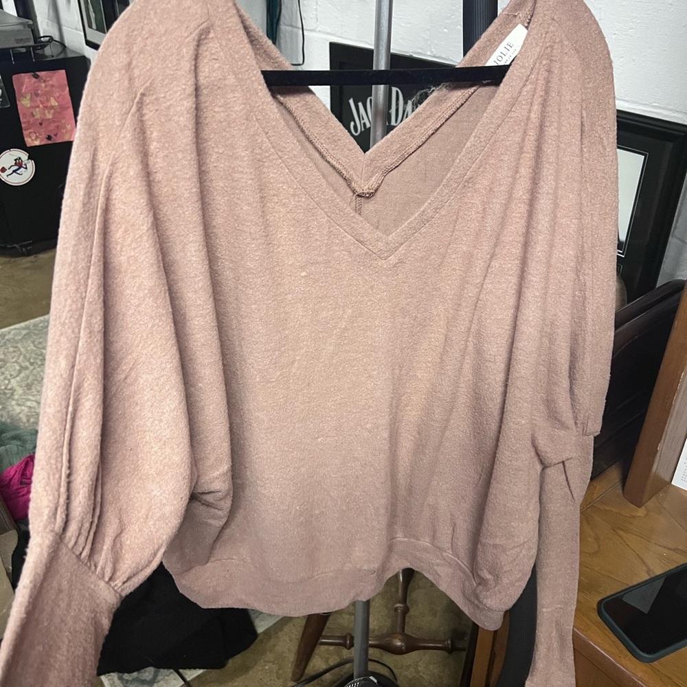 Cozy V-Neck Oversized Sweater in Dusty Rose